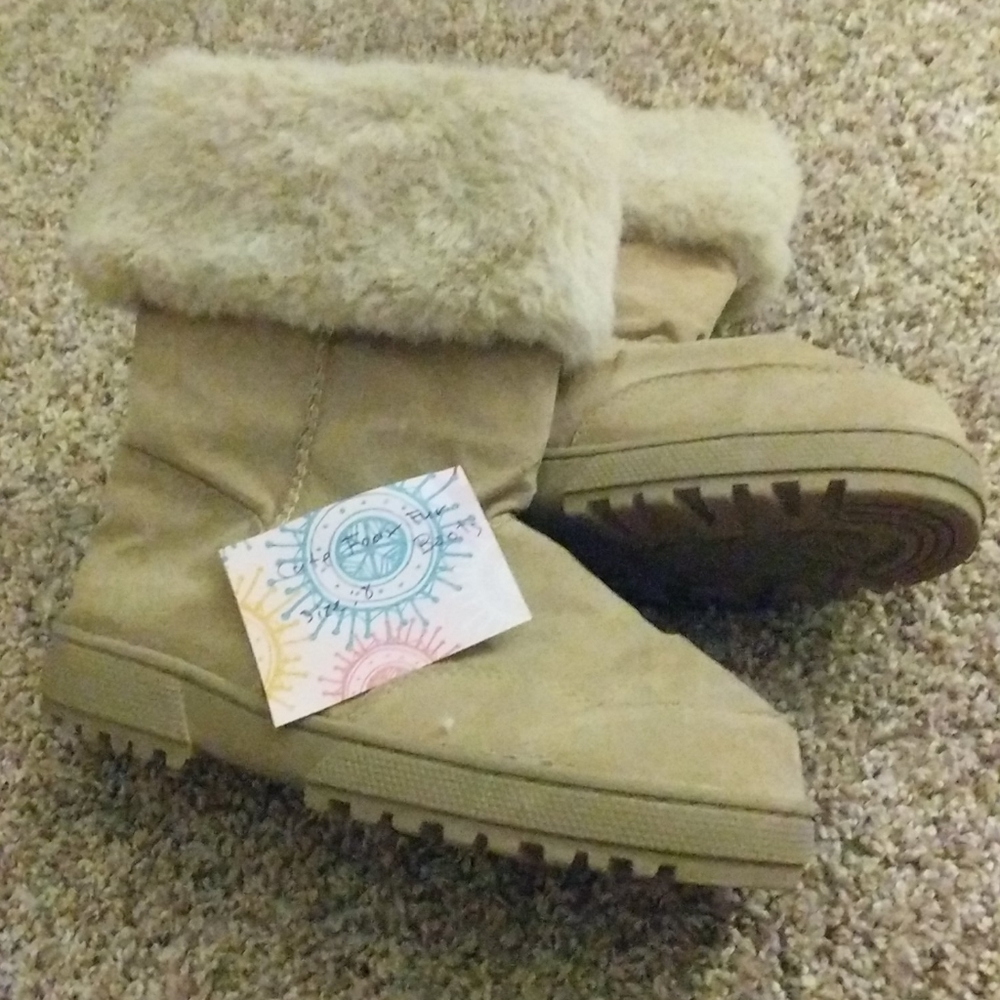 Foax Fur Boots